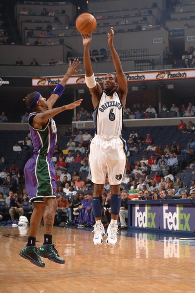 通过河道与 通过河道与