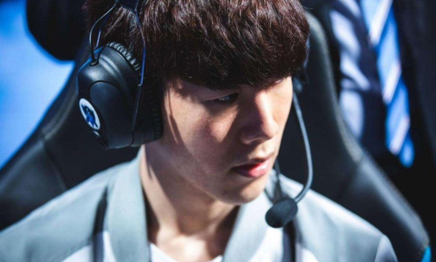 与女子组冠 与女子组冠