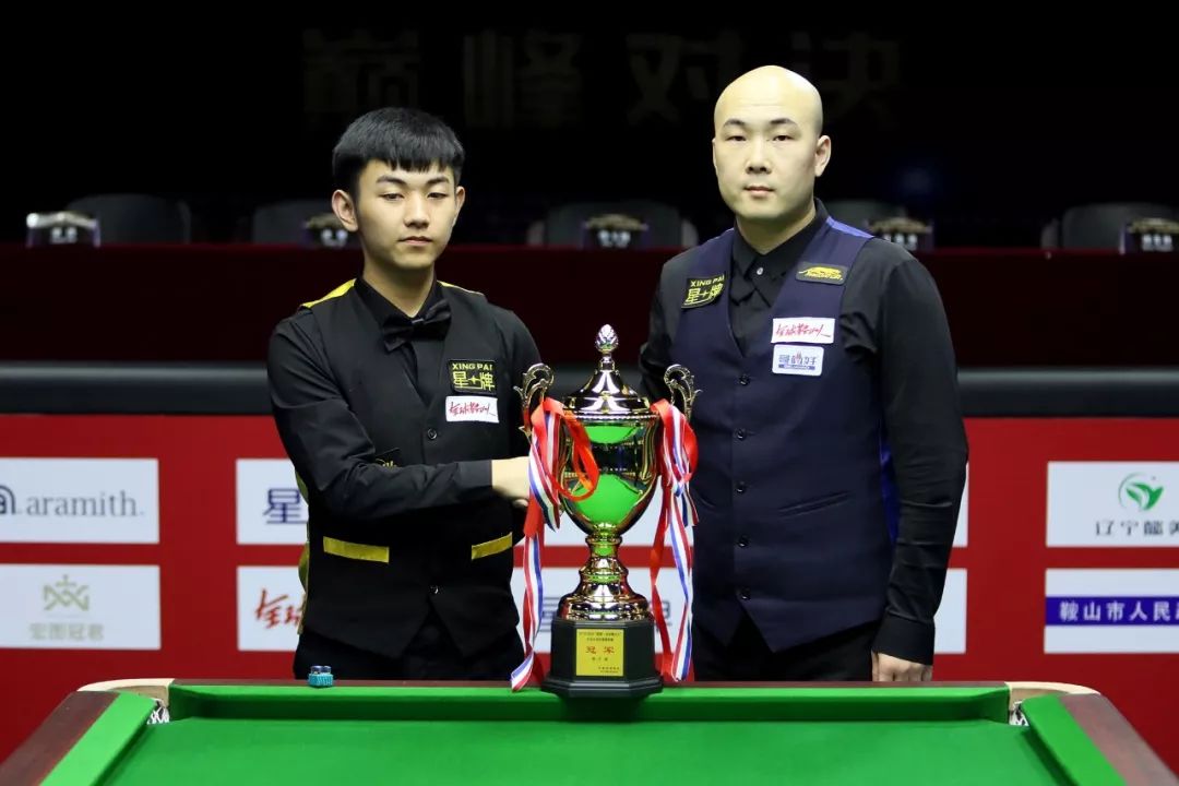 禁区内对抗 禁区内对抗