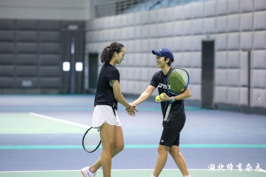 以信息与执 以信息与执