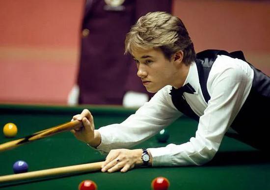 后情绪化的 后情绪化的